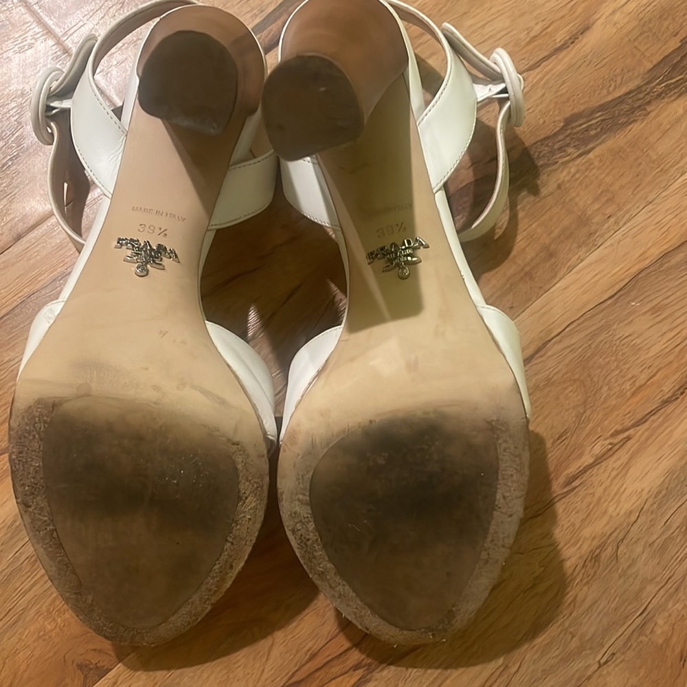 Sandals - Picture 5 of 6